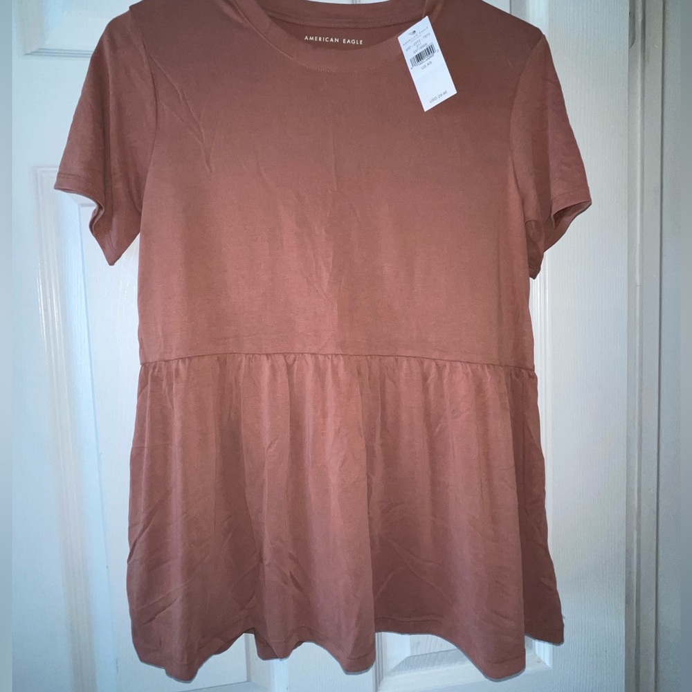 American Eagle flowy fall top